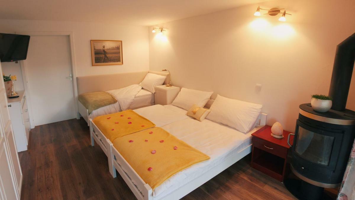 Apartma As Lesce  Esterno foto
